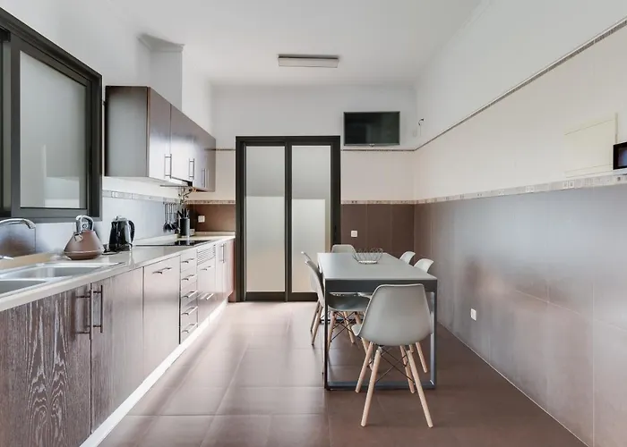 Ferienhaus 3b Heated Pool Barbecue Games Funchal (Madeira)