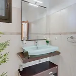 Casa Amarela With Heated Pool & Games Area Funchal (Madeira)