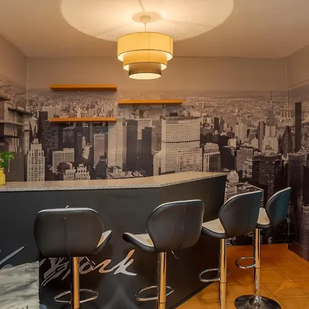 3b Heated Pool Barbecue Games * Funchal (Madeira)