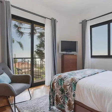Casa Amarela With Heated Pool & Games Area Apartment *