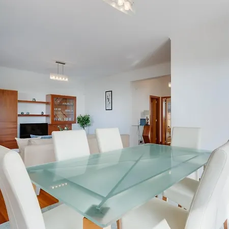 Apartment Casa Amarela With Heated Pool & Games Area