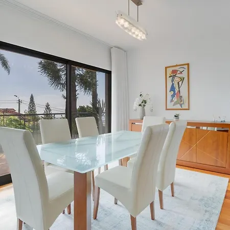 Apartment Casa Amarela With Heated Pool & Games Area