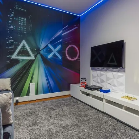 Apartment Casa Amarela With Heated Pool & Games Area *