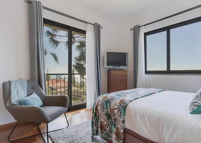 3b Heated Pool Barbecue Games 푼샬