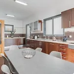 Casa Amarela With Heated Pool & Games Area